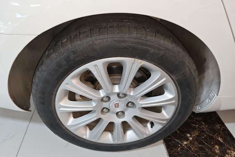 Used Cadillac XTS 2014 28T Comfort Version Exterior 5