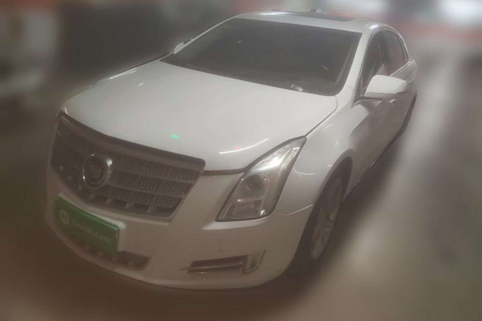 Used Cadillac XTS 2014 28T Platinum Edition Front Left 45 Deg