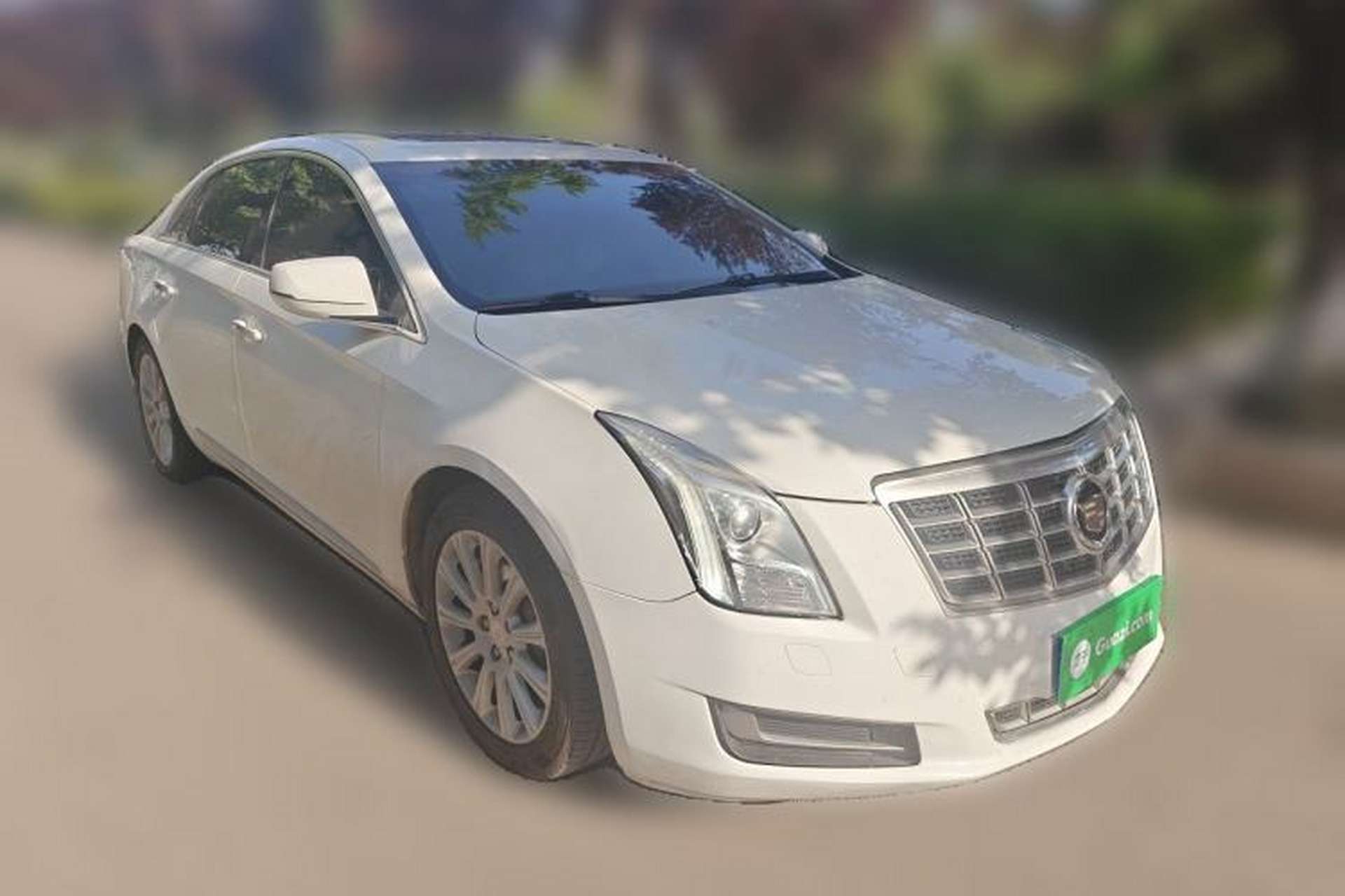 Used Cadillac XTS 2014 28T Comfort Version Front Right 45 Deg