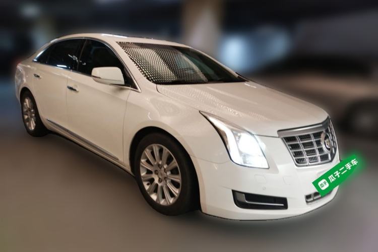 Used Cadillac XTS 2014 28T Comfort Version Front Right 45 Deg