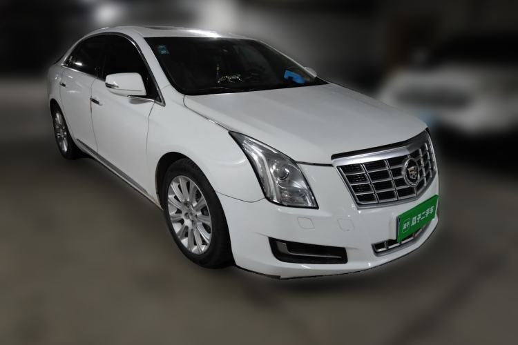 Used Cadillac XTS 2014 28T Comfort Version Front Right 45 Deg