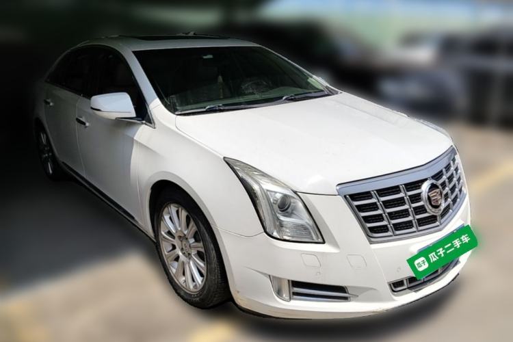Used Cadillac XTS 2014 28T Elite Edition Front Right 45 Deg