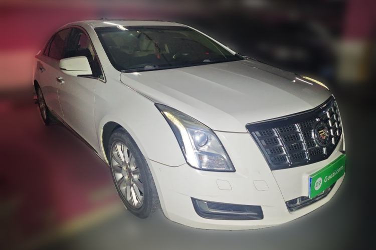 Used Cadillac XTS 2014 28T Comfort Version Front Right 45 Deg