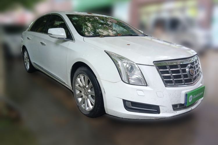 Used Cadillac XTS 2014 28T Comfort Version Front Right 45 Deg