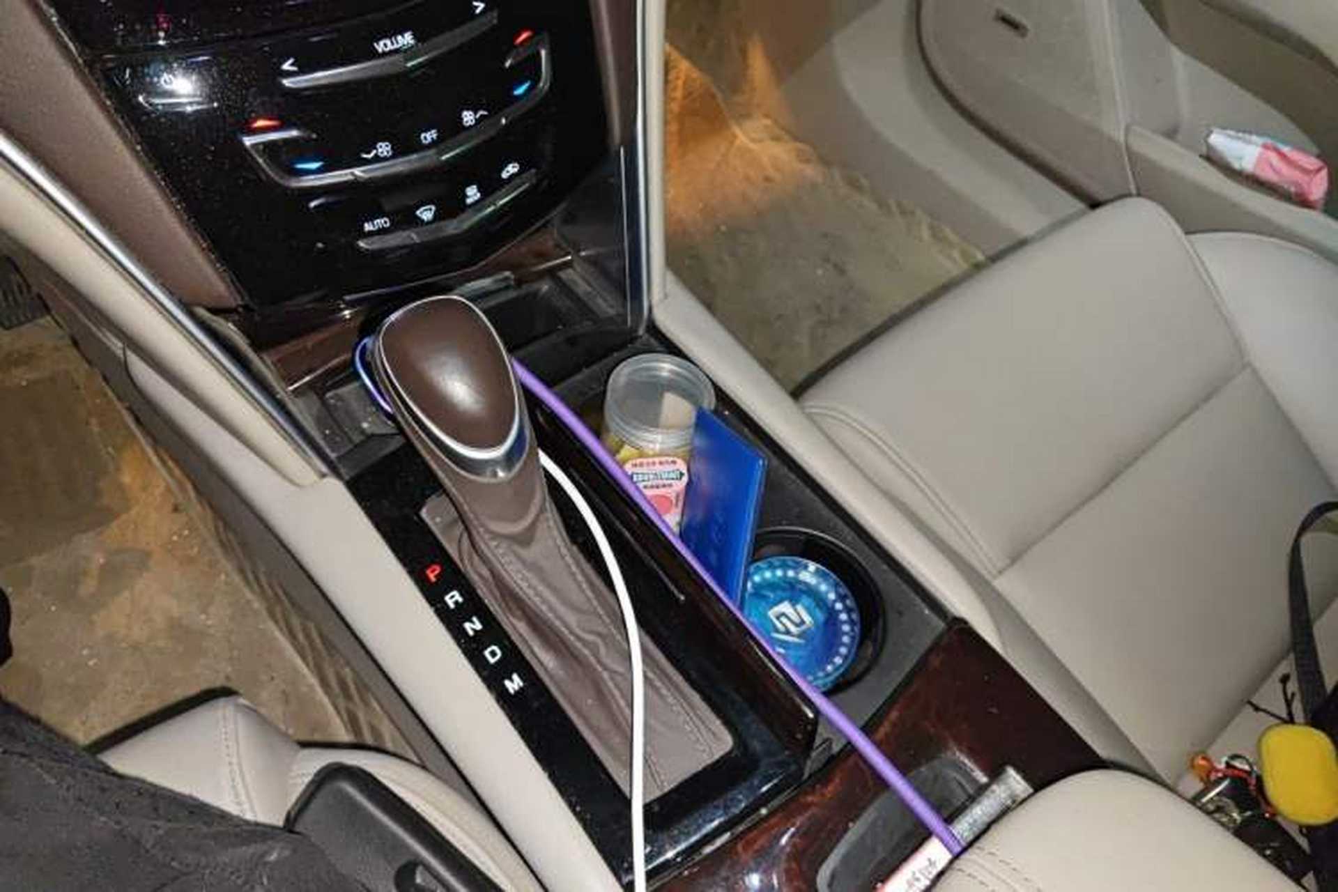 Used Cadillac XTS 2014 28T Comfort Version Gear Lever