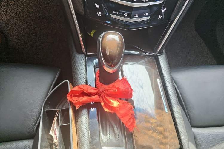 Used Cadillac XTS 2014 28T Elite Edition Gear Lever