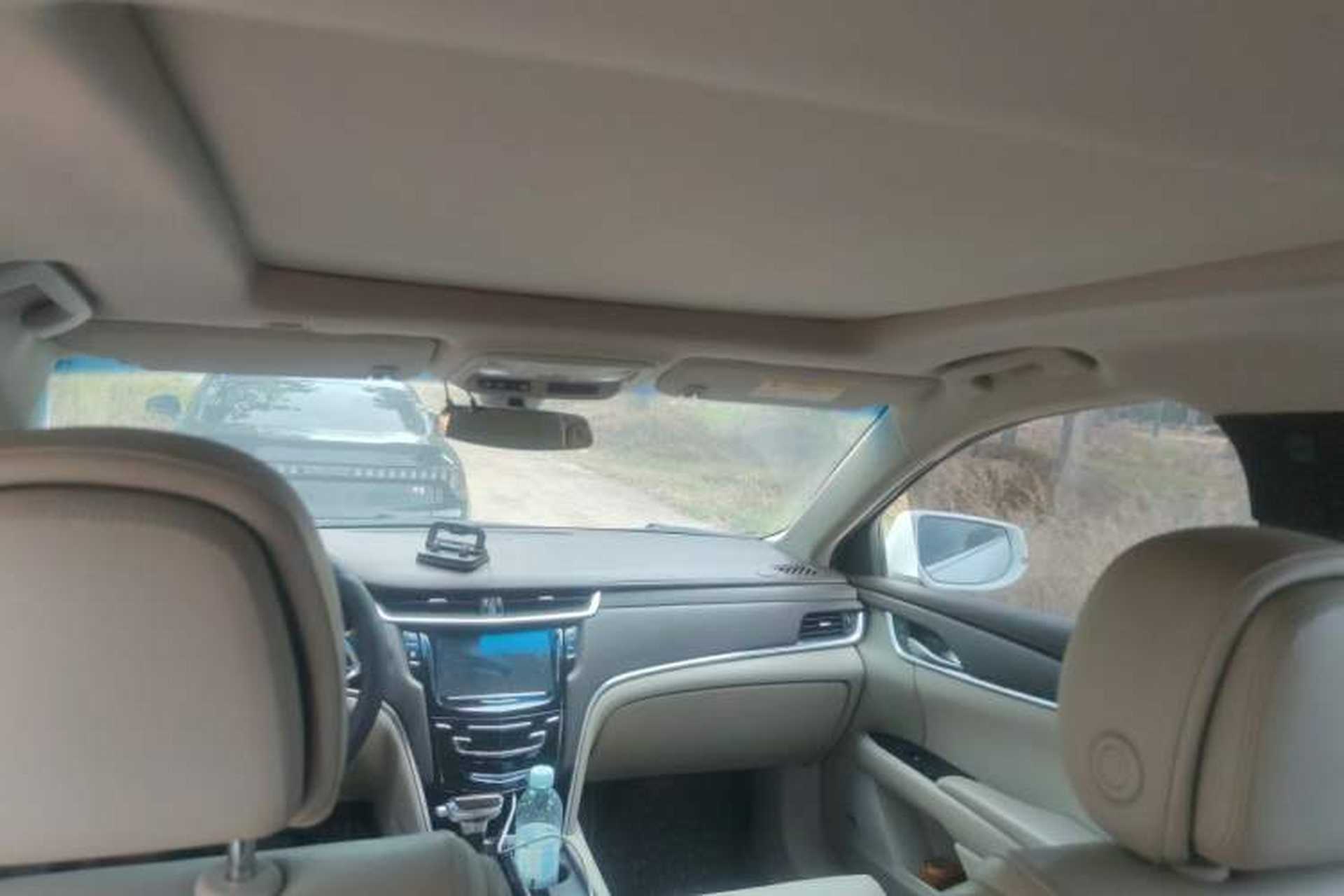 Used Cadillac XTS 2014 28T Comfort Version Headliner