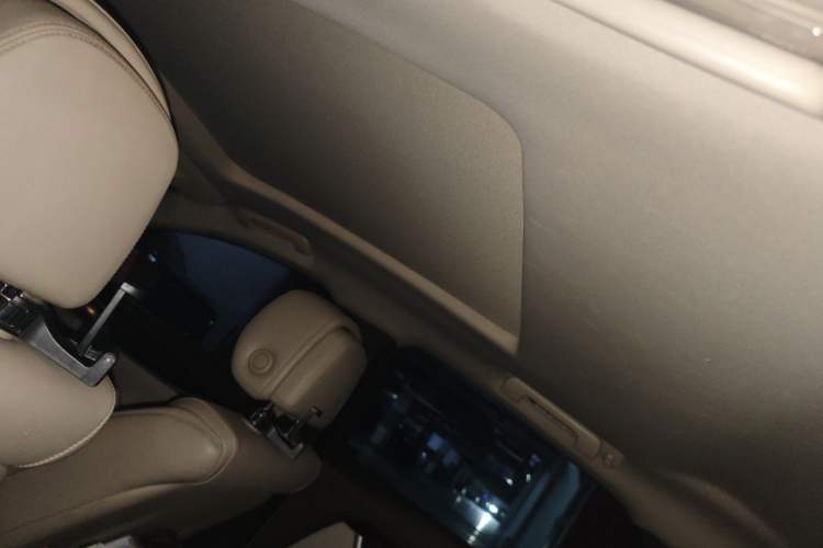Used Cadillac XTS 2014 28T Elite Edition Headliner