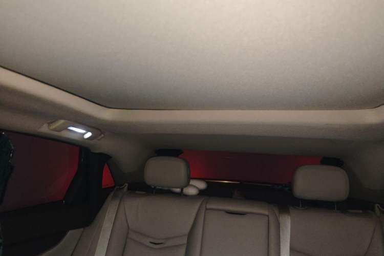 Used Cadillac XTS 2014 28T Comfort Version Headliner