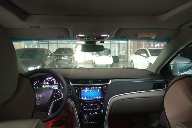 Used Cadillac XTS 2014 28T Comfort Version Headliner