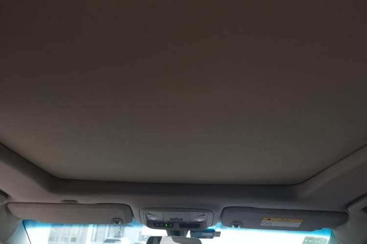 Used Cadillac XTS 2014 28T Comfort Version Headliner