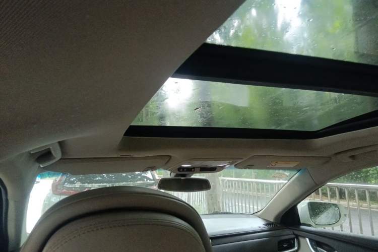 Used Cadillac XTS 2014 28T Comfort Version Headliner