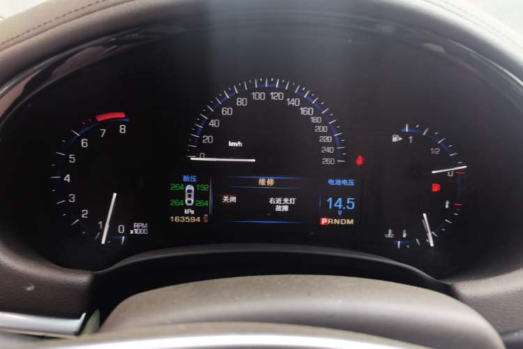 Used Cadillac XTS 2014 28T Comfort Version Instrument Cluster