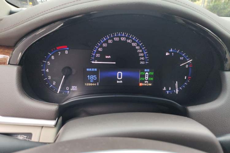 Used Cadillac XTS 2014 28T Luxury Model Instrument Cluster