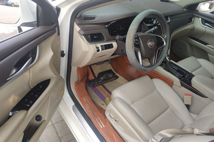 Used Cadillac XTS 2014 28T Elegant Version Interior 3