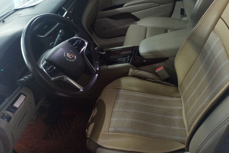 Used Cadillac XTS 2014 28T Comfort Version Left Front Seat