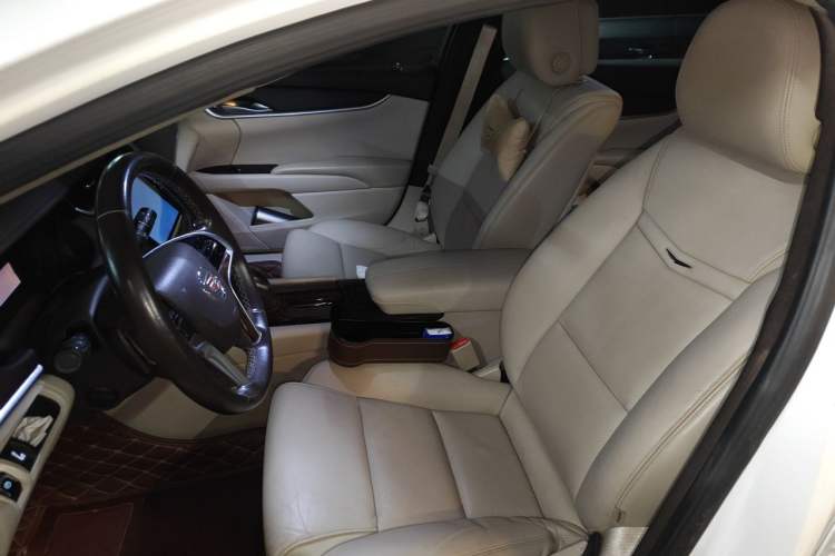 Used Cadillac XTS 2014 28T Comfort Version Left Front Seat