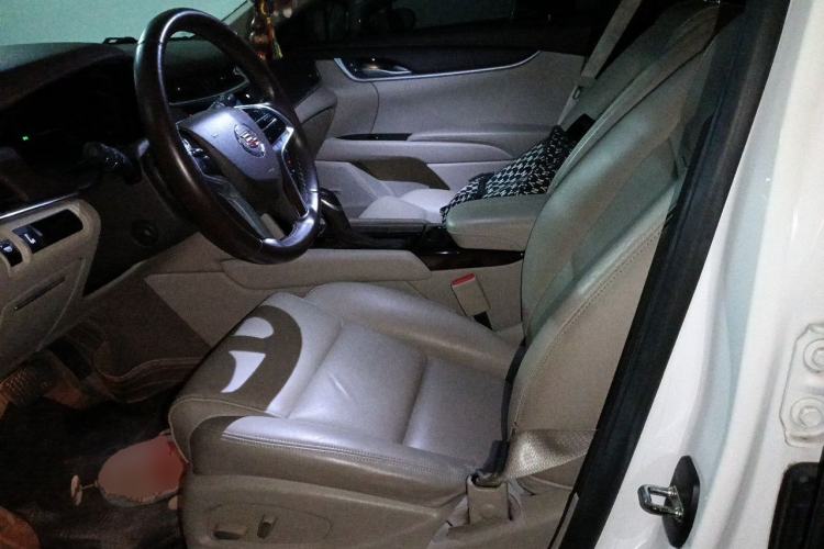 Used Cadillac XTS 2014 28T Comfort Version Left Front Seat