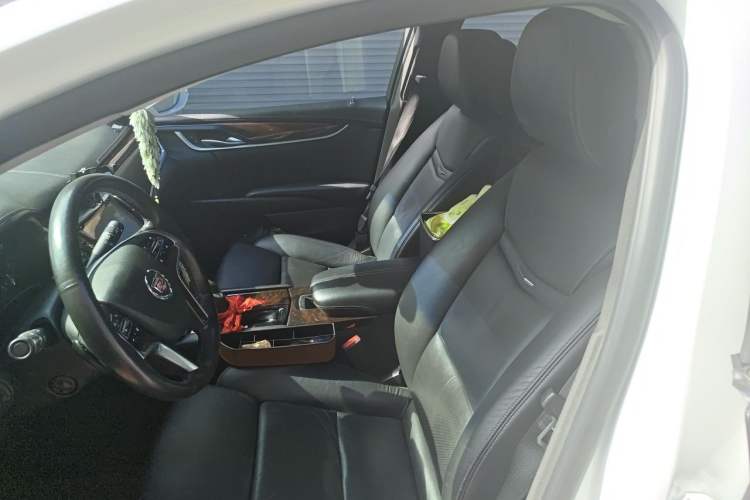 Used Cadillac XTS 2014 28T Elite Edition Left Front Seat