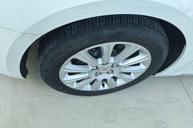 Used Cadillac XTS 2014 28T Comfort Version Left Front Wheel Hub