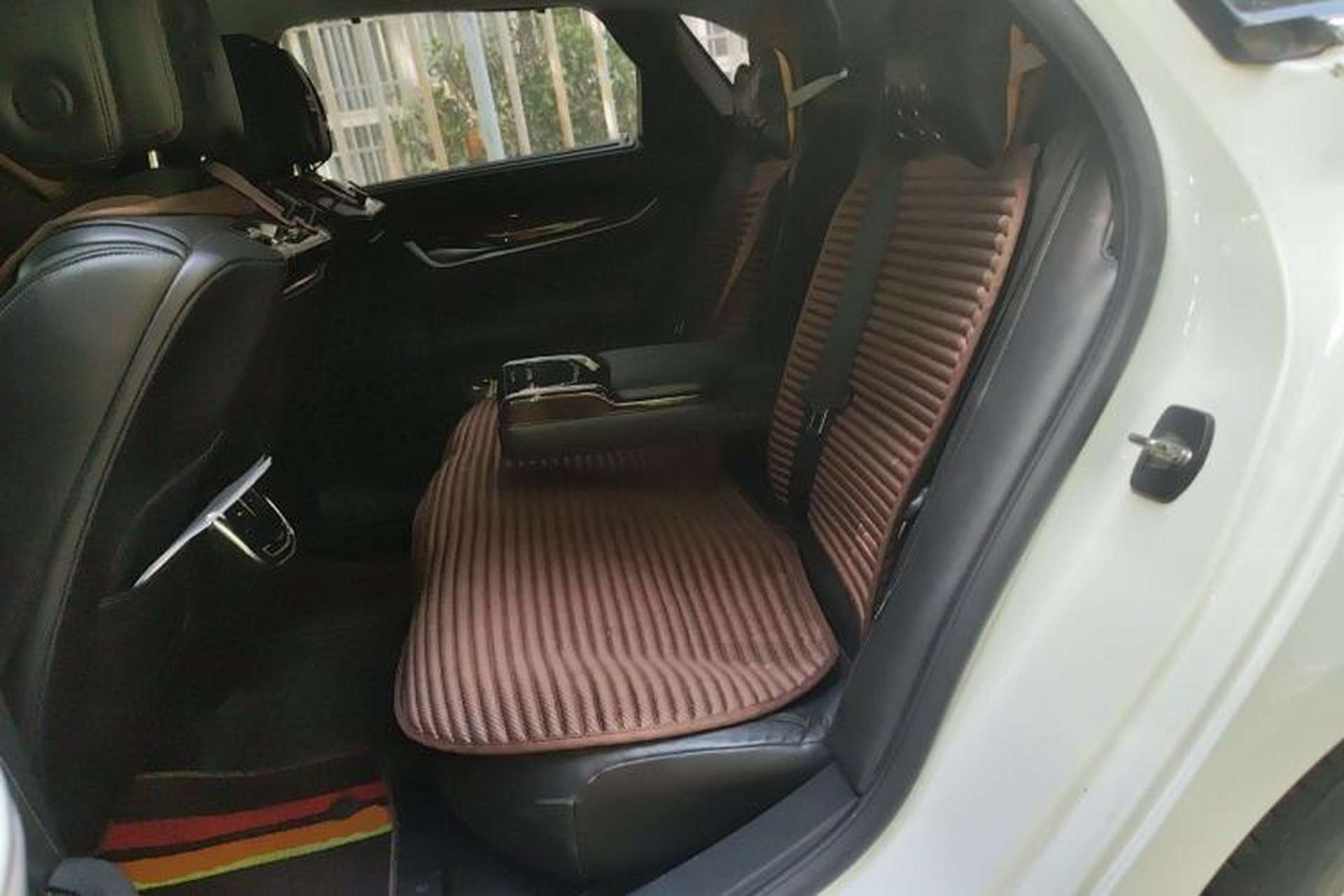 Used Cadillac XTS 2014 28T Luxury Model Left Rear Seat