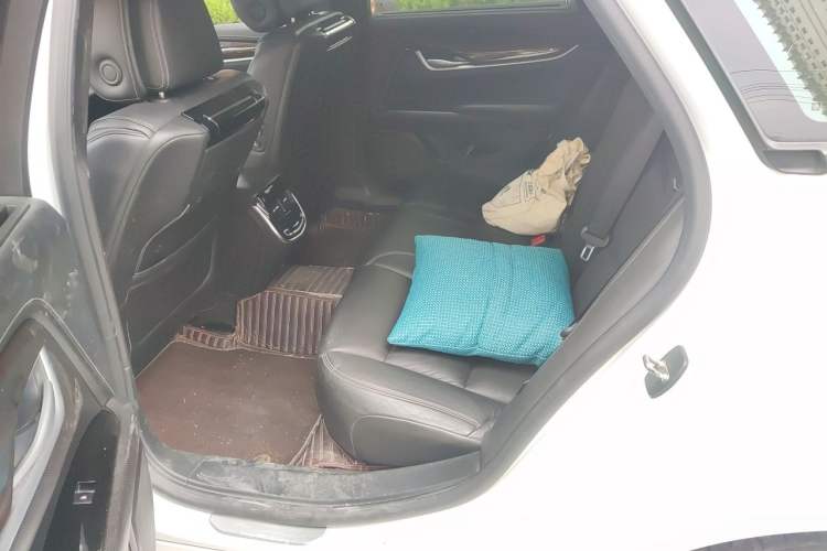 Used Cadillac XTS 2014 28T Luxury Model Left Rear Seat