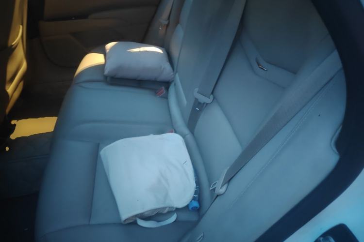 Used Cadillac XTS 2014 28T Comfort Version Left Rear Seat