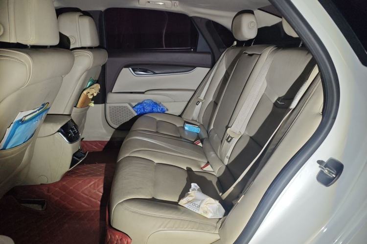 Used Cadillac XTS 2014 28T Comfort Version Left Rear Seat