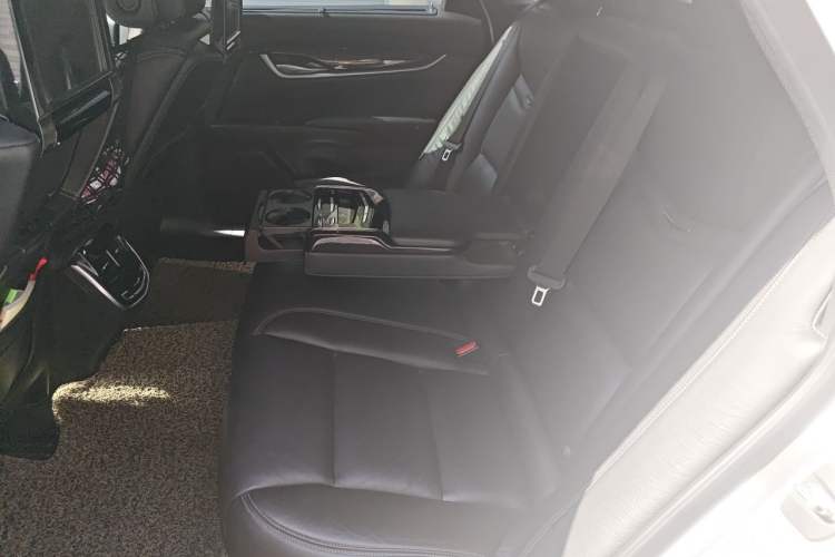 Used Cadillac XTS 2014 28T Elite Edition Left Rear Seat