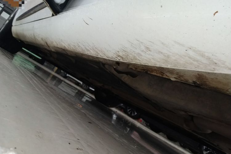 Used Cadillac XTS 2014 28T Comfort Version Left Side Sill