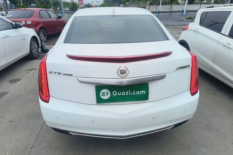 Used Cadillac XTS 2014 28T Comfort Version Rear