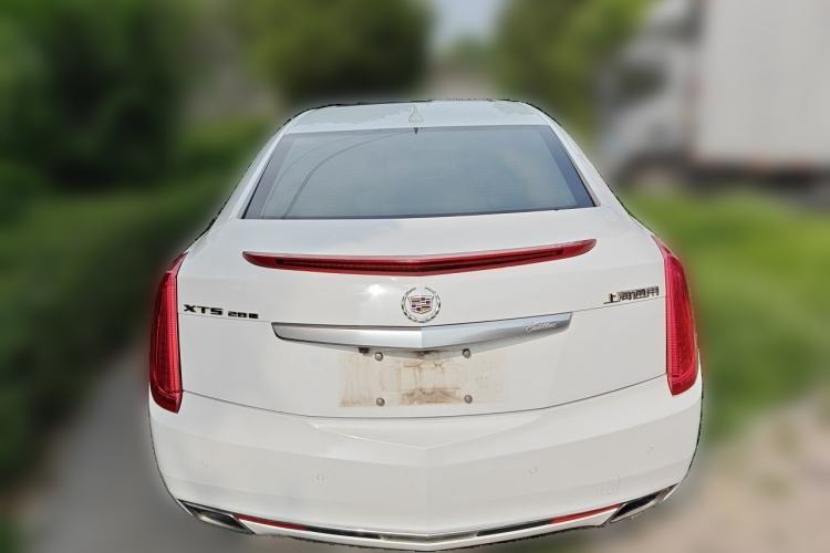Used Cadillac XTS 2014 28T Comfort Version Rear