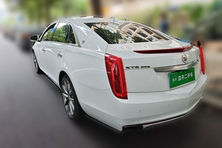 Used Cadillac XTS 2014 28T Platinum Edition Rear Left 45 Deg