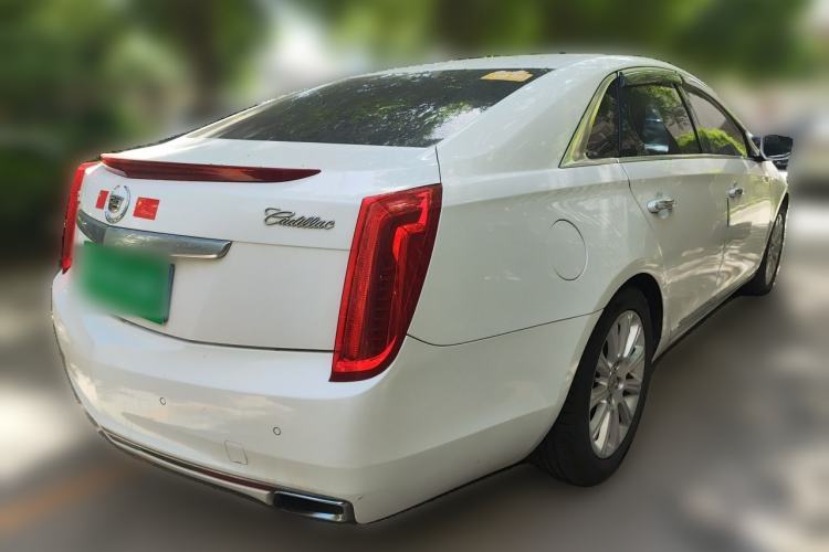 Used Cadillac XTS 2014 28T Luxury Model Rear Right 45 Deg