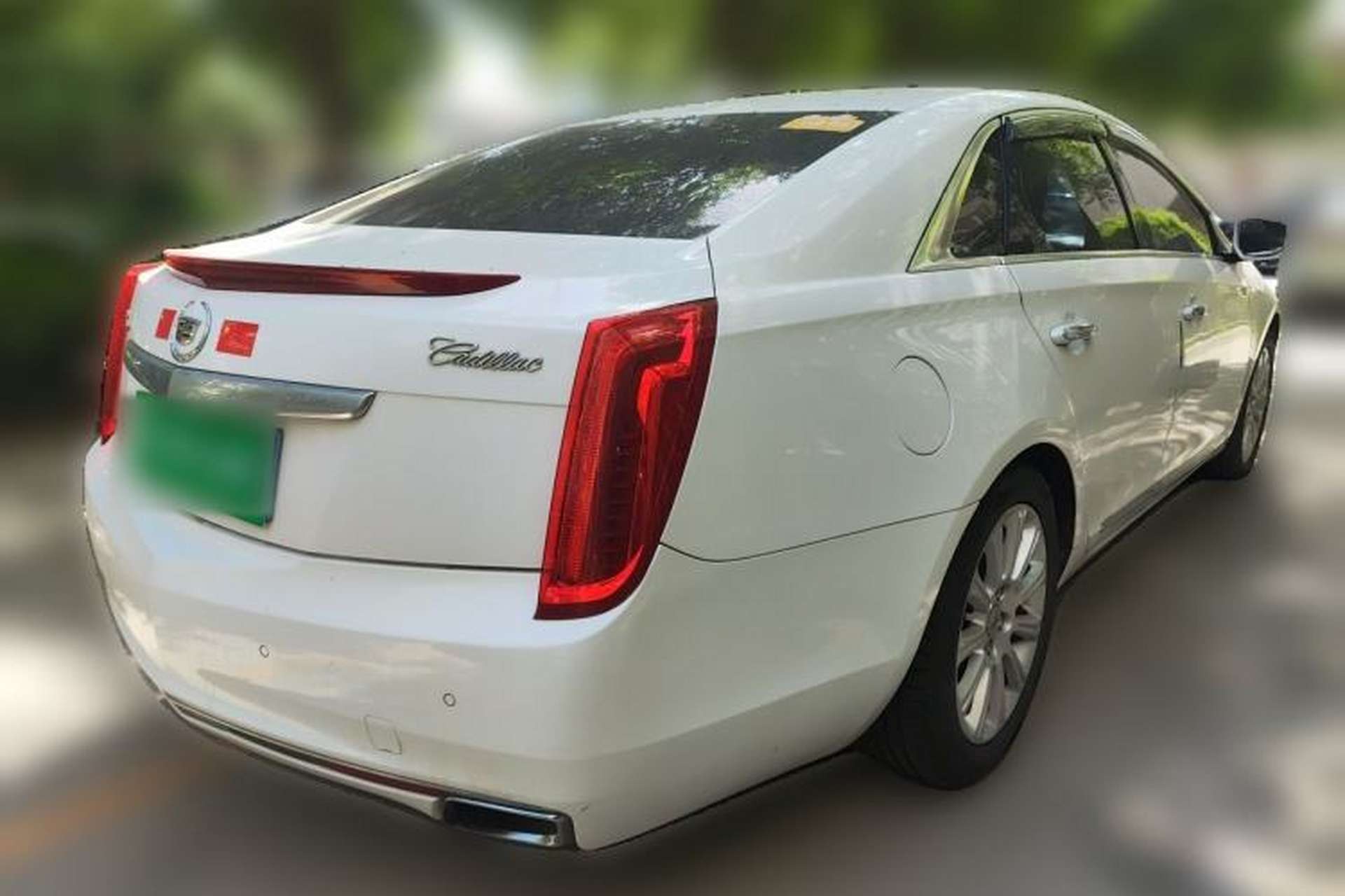 Used Cadillac XTS 2014 28T Luxury Model Rear Right 45 Deg