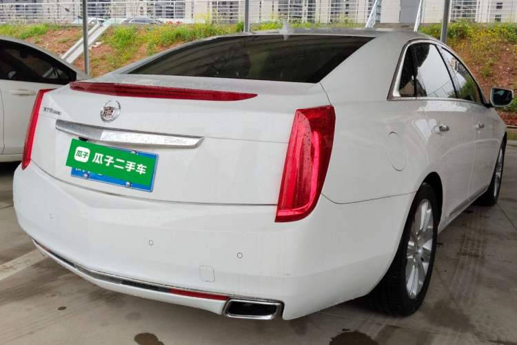 Used Cadillac XTS 2014 28T Comfort Version Rear Right 45 Deg