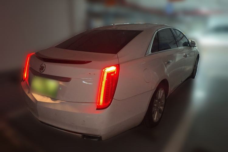 Used Cadillac XTS 2014 28T Elite Edition Rear Right 45 Deg