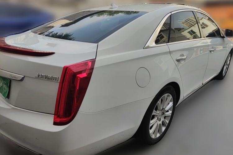 Used Cadillac XTS 2014 28T Elite Edition Rear Right 45 Deg