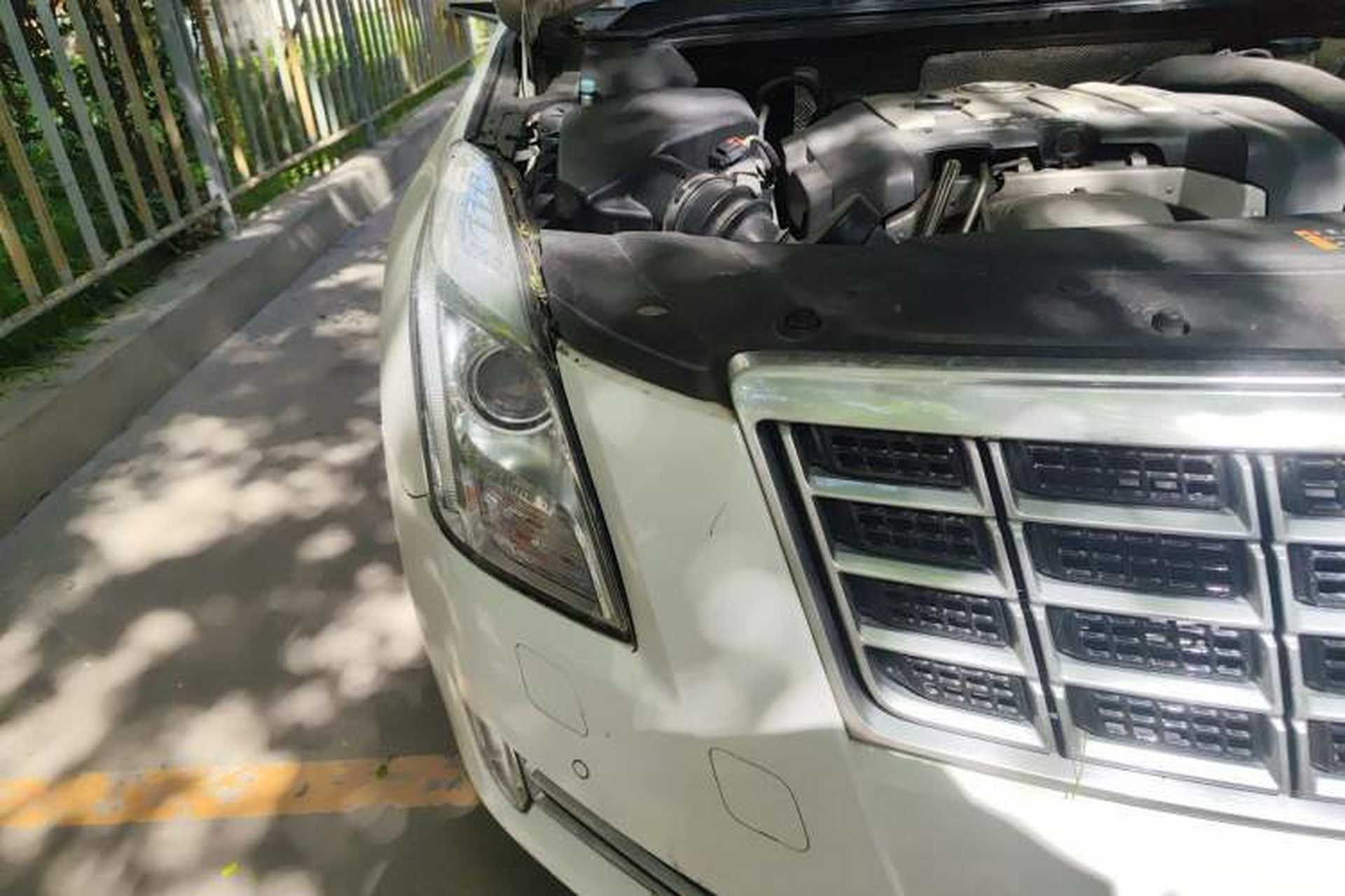 Used Cadillac XTS 2014 28T Luxury Model Right Front Headlight