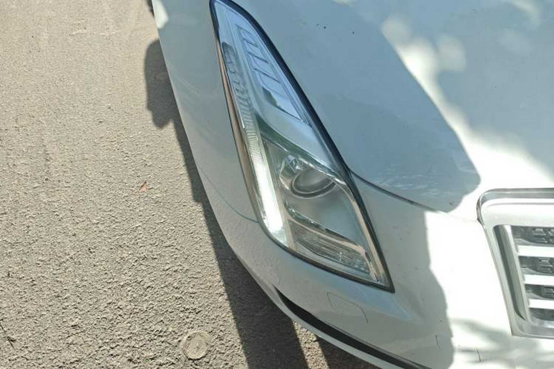 Used Cadillac XTS 2014 28T Comfort Version Right Front Headlight