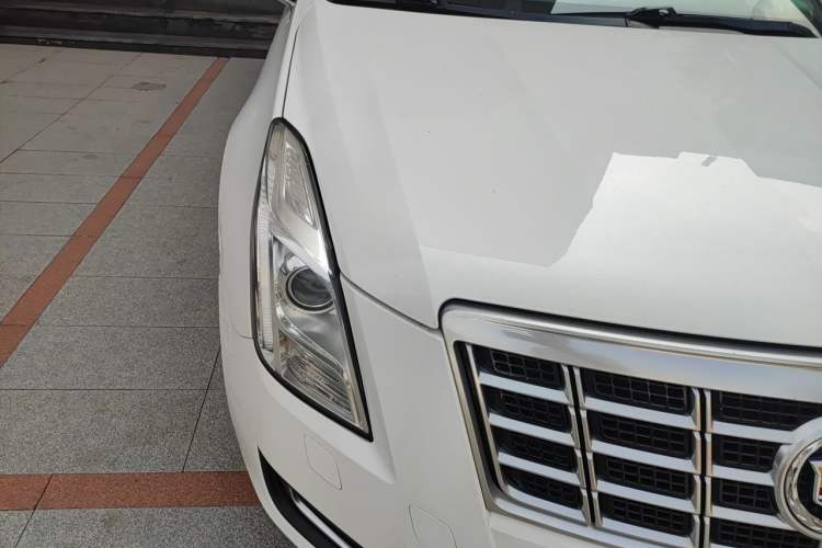 Used Cadillac XTS 2014 28T Elite Edition Right Front Headlight