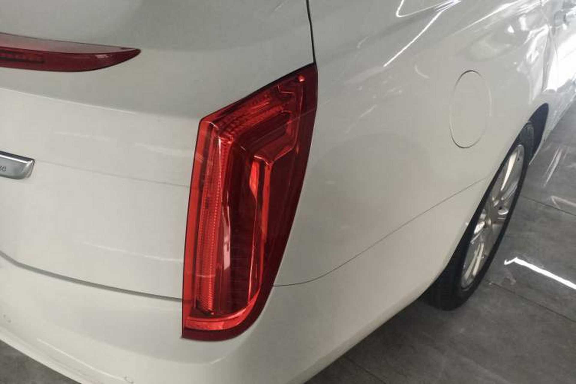 Used Cadillac XTS 2014 28T Comfort Version Right Rear Taillight