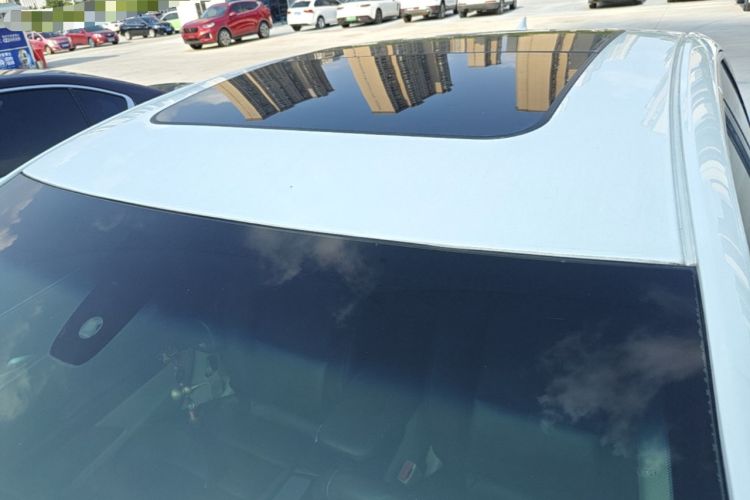 Used Cadillac XTS 2014 28T Comfort Version Roof