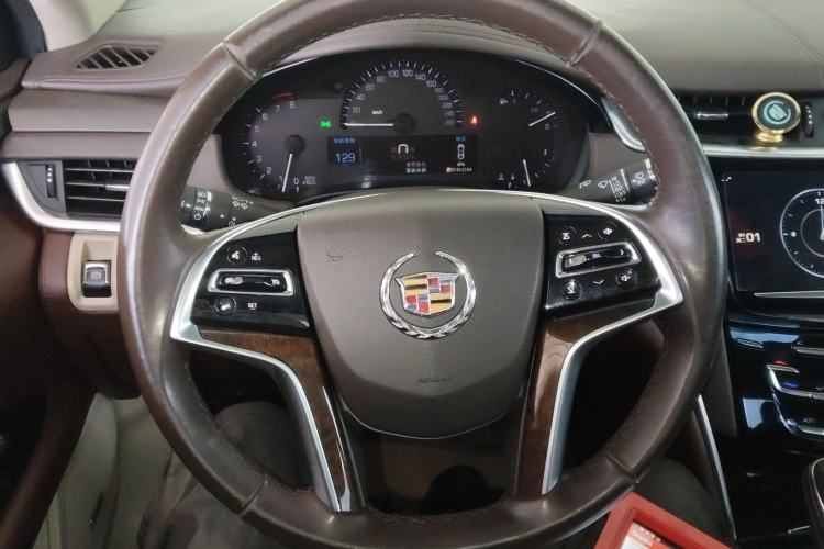 Used Cadillac XTS 2014 28T Comfort Version Steering Wheel