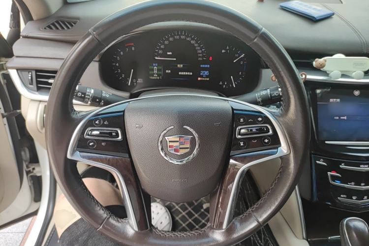 Used Cadillac XTS 2014 28T Elite Edition Steering Wheel