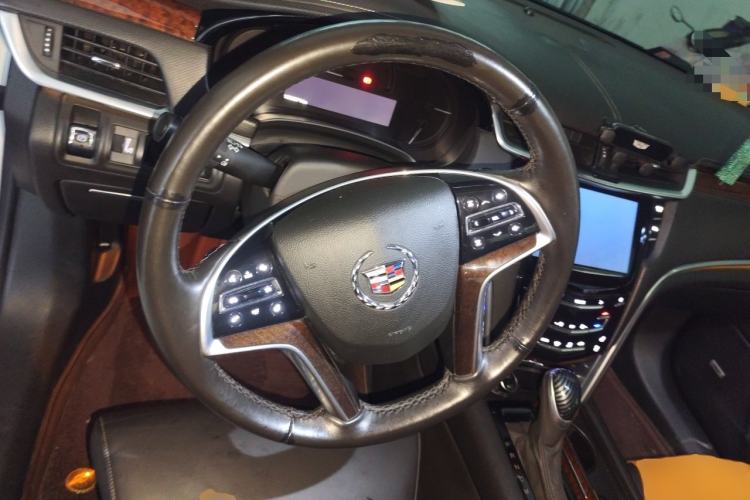 Used Cadillac XTS 2014 28T Luxury Model Steering Wheel