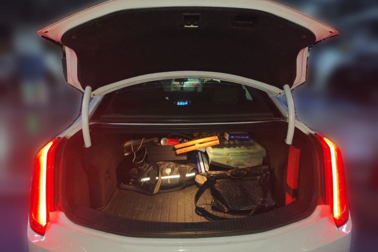 Used Cadillac XTS 2014 28T Elite Edition Trunk