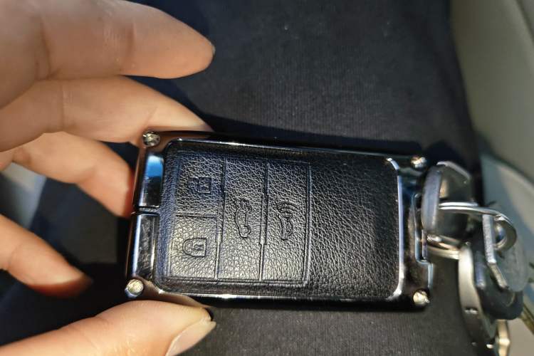 Used Cadillac XTS 2014 28T Comfort Version Vehicle Key
