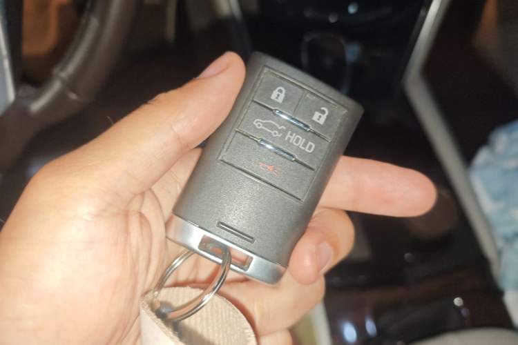 Used Cadillac XTS 2014 28T Comfort Version Vehicle Key