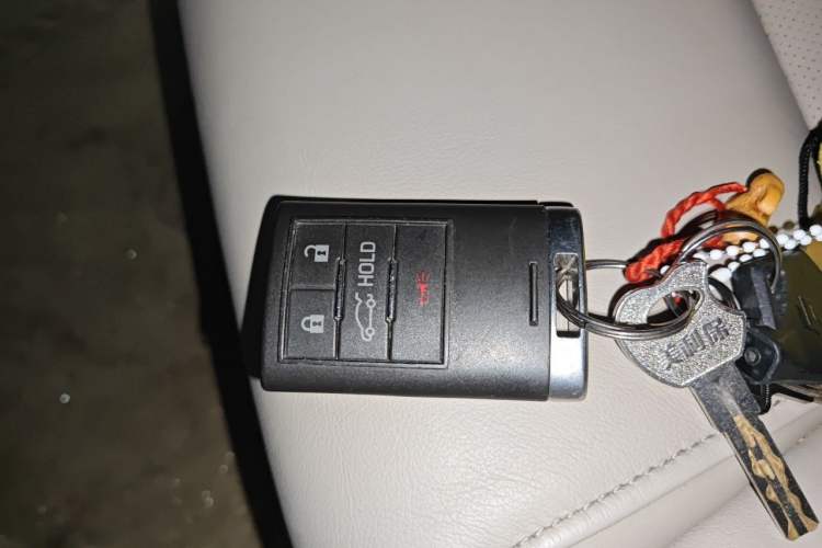 Used Cadillac XTS 2014 28T Comfort Version Vehicle Key